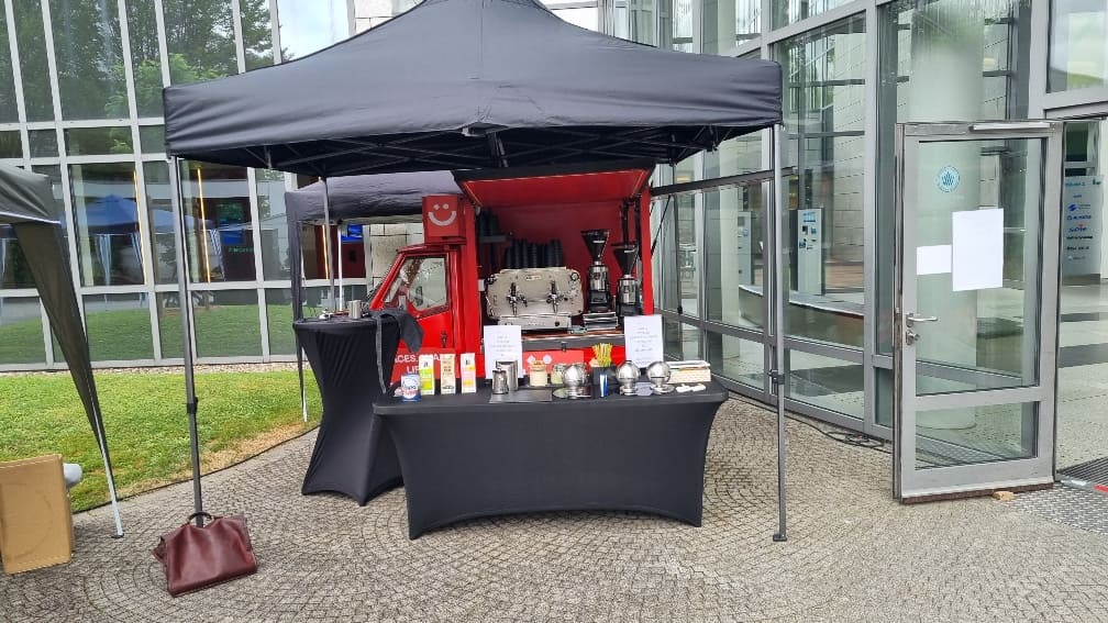 News kaffee ape in frankfurt
